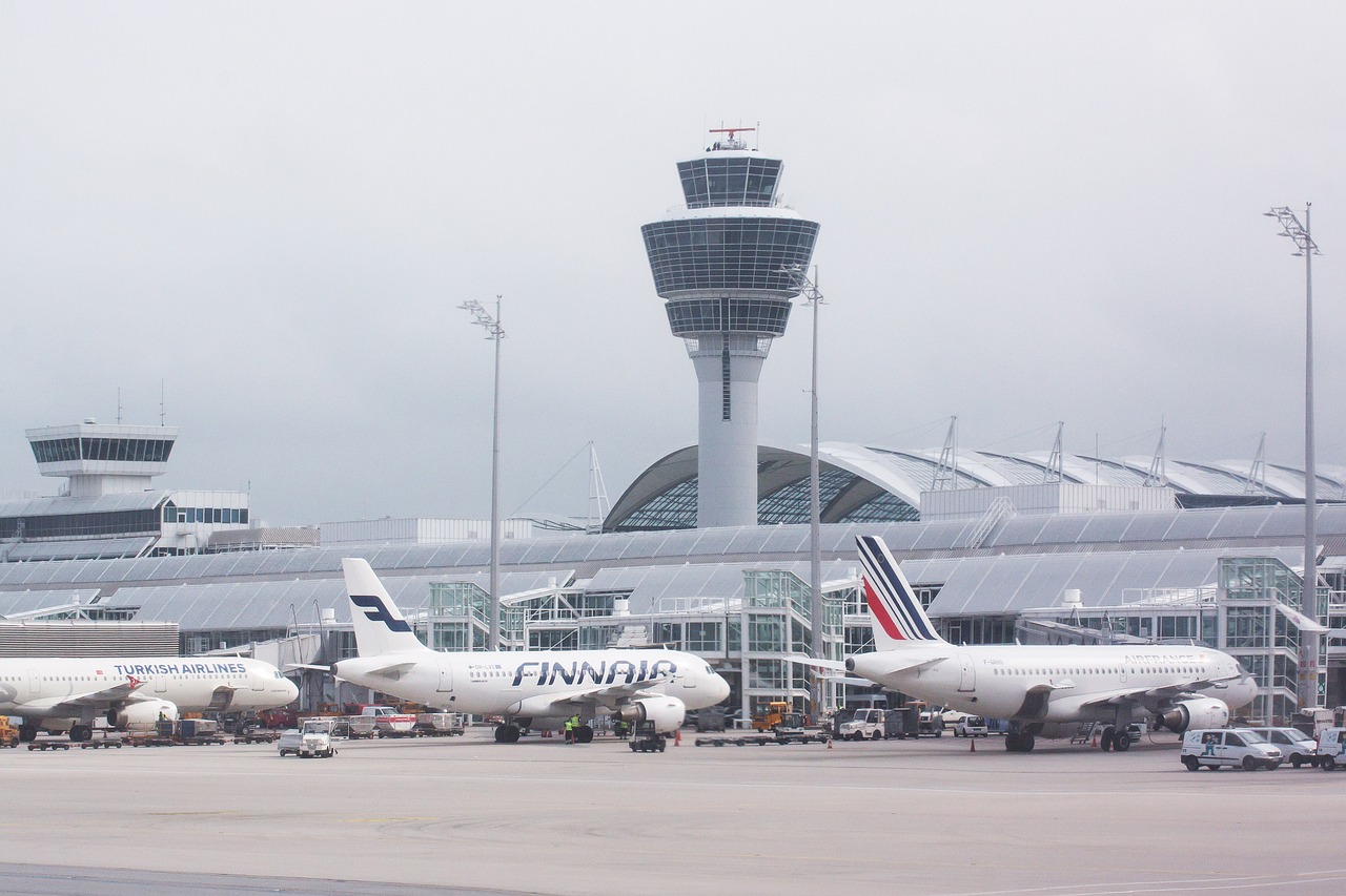 airplanes